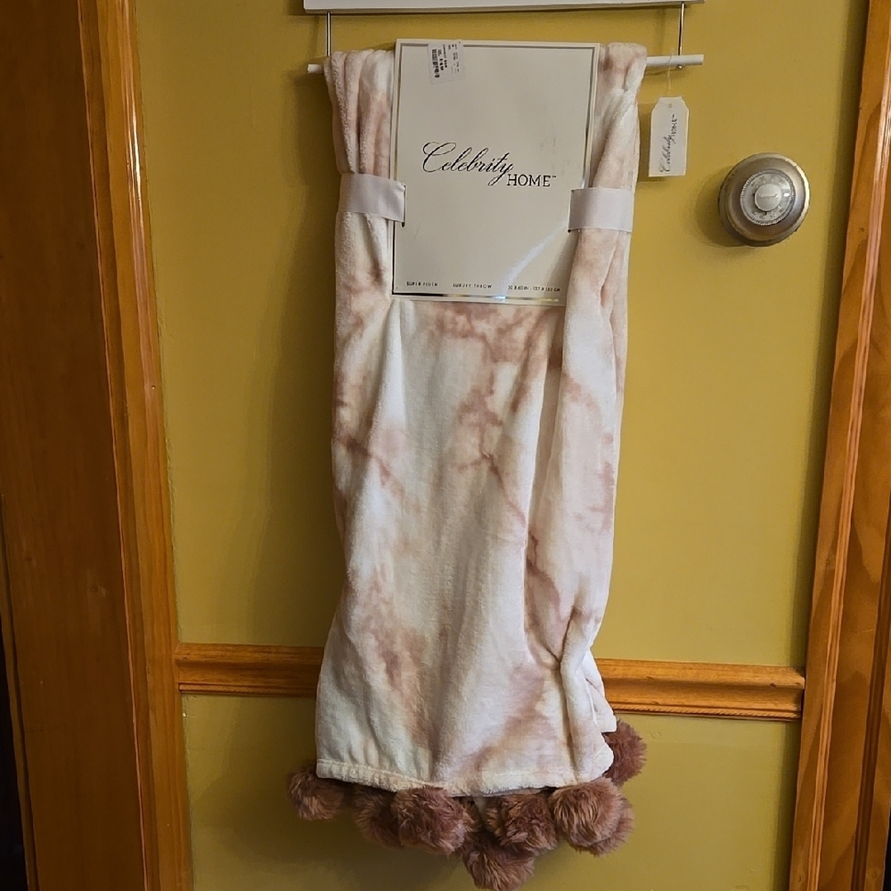 NWT Celebrity Home Tie-Dye Throw Blanket with Pom Poms